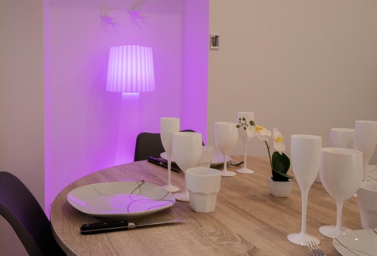 Cosmo Ideal Famille Rue Carnot Annecy Eksteriør bilde